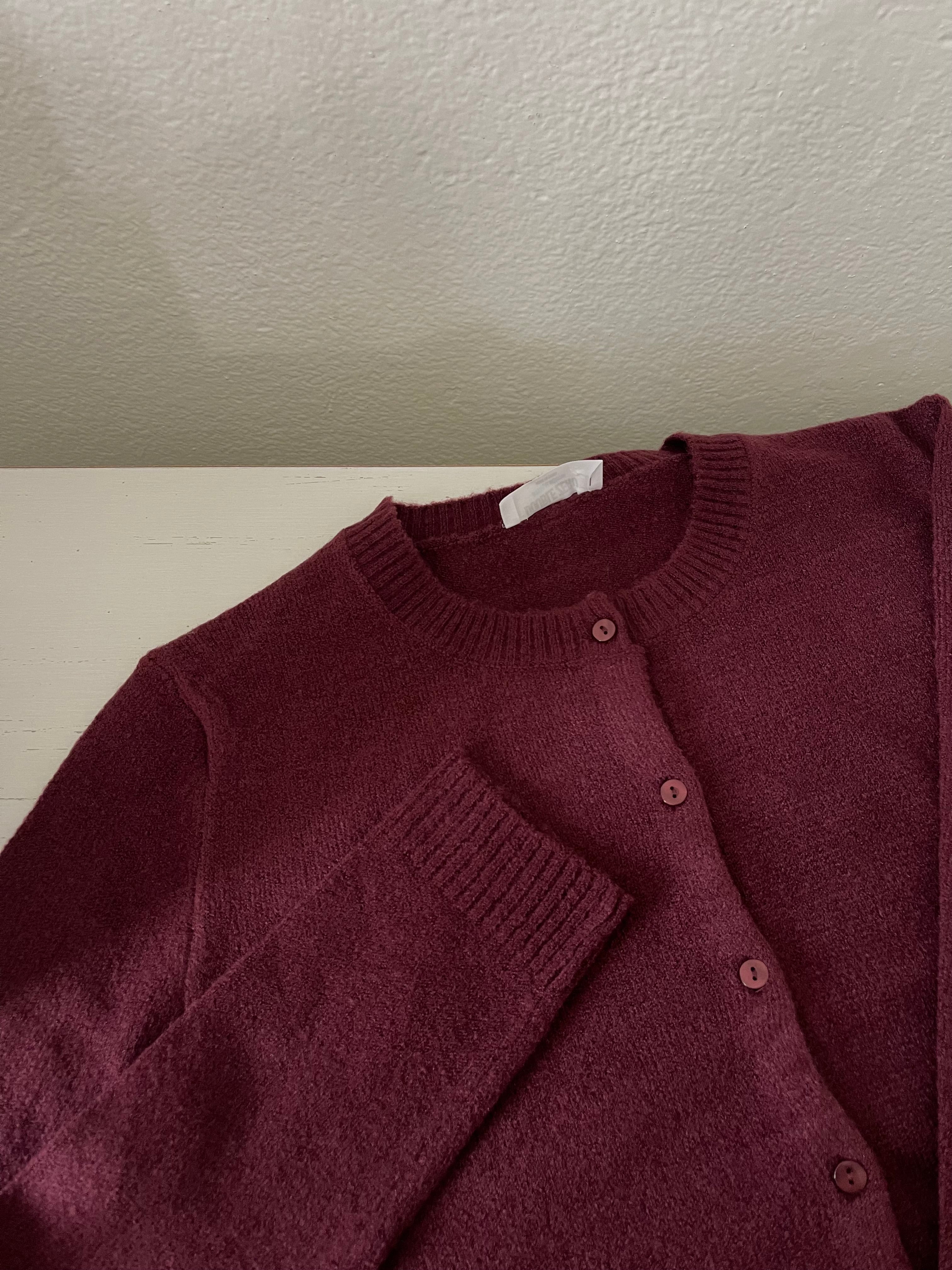 Falling For You Cardigan (dark cherry)